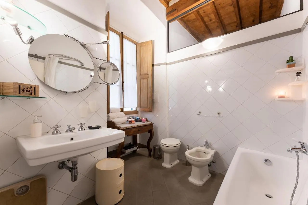 Santa Trinita - Flo Apartments Florence