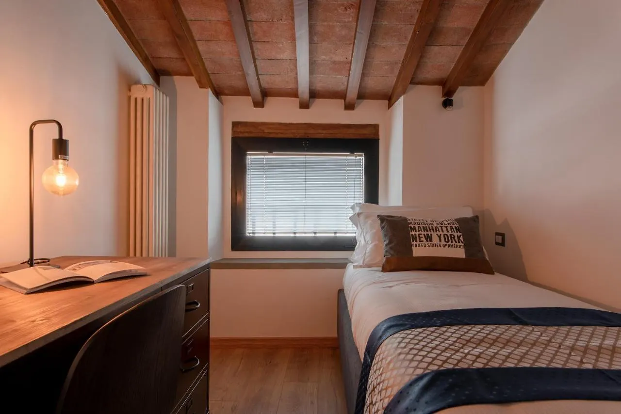 Santa Trinita - Flo Apartments Florence