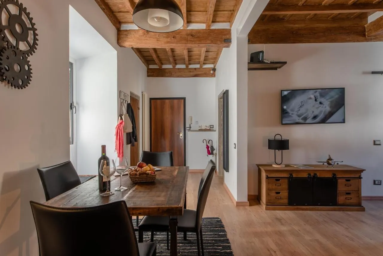 Santa Trinita - Flo Apartments Florencie
